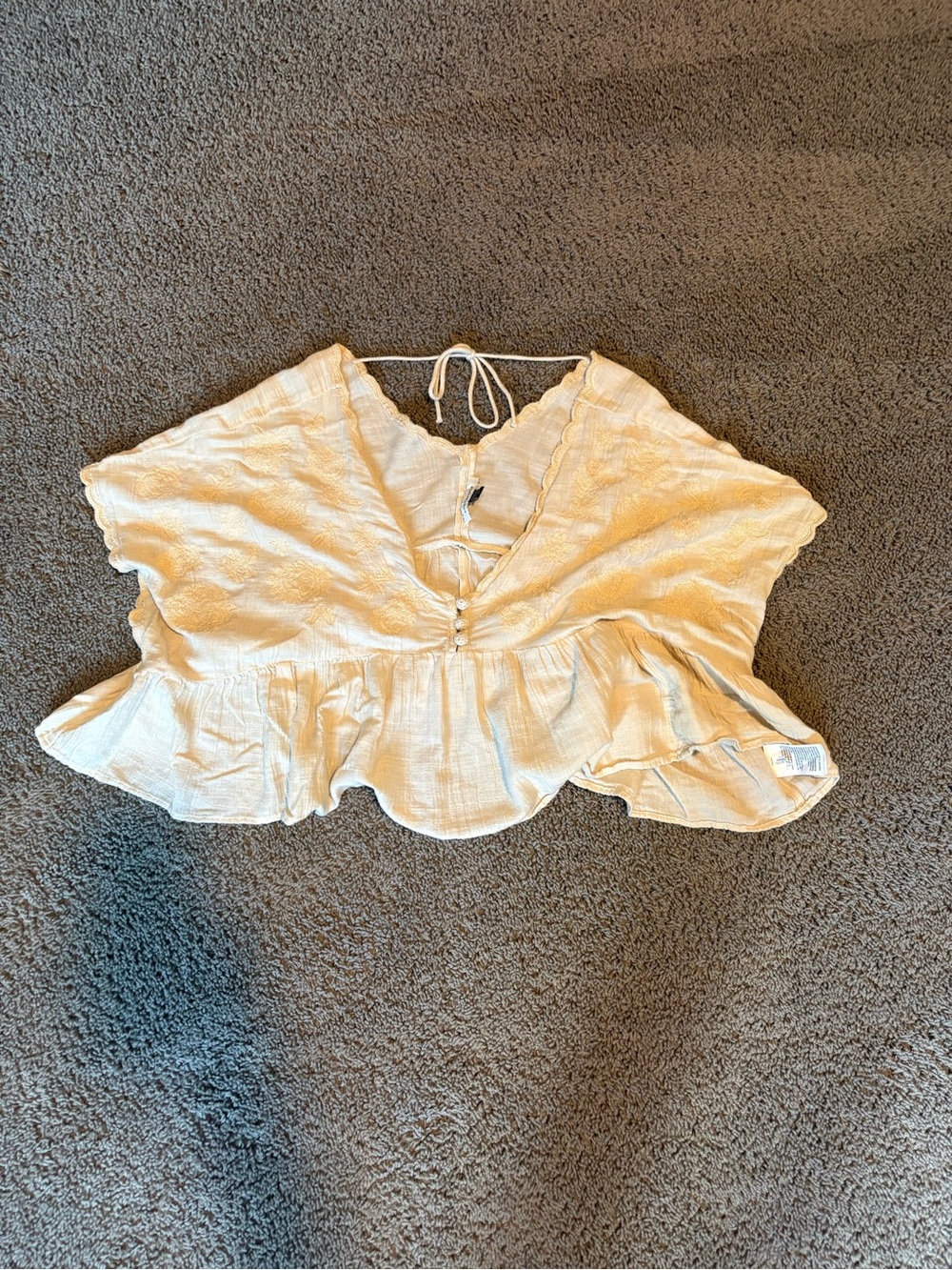 American Eagle Cream V-Neck Women’s Top blouse